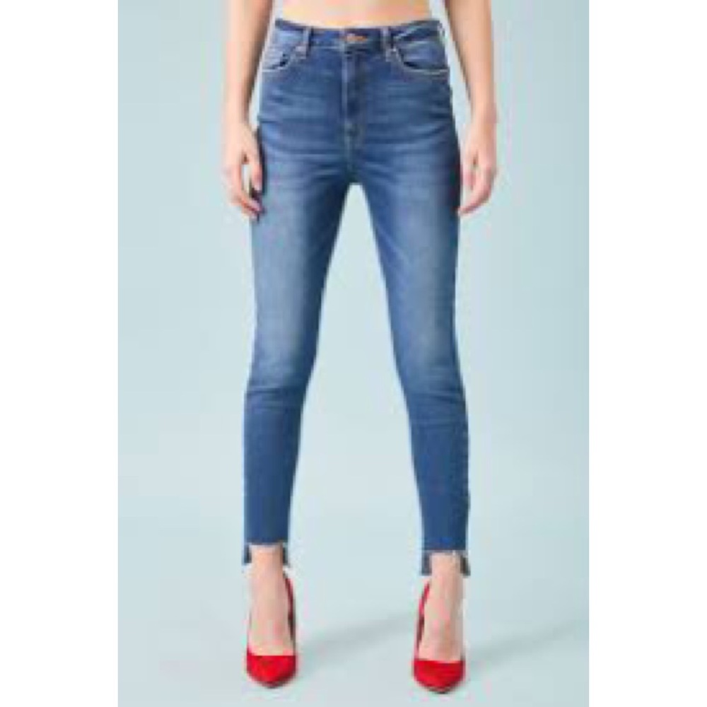 AG skinny raw hem jeans 26